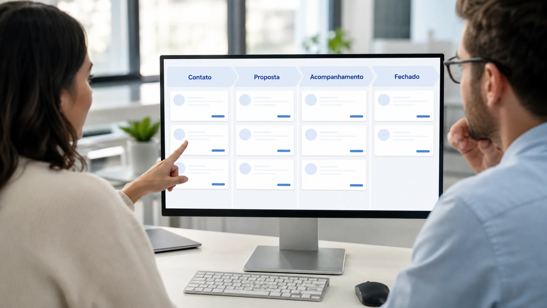 Acompanhamento de clientes no CRM